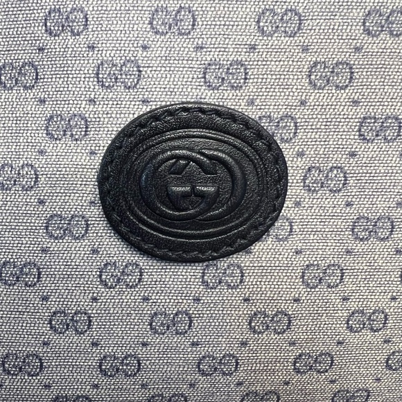 Authentic Gucci Micro GG Vintage Clutch - EUC - Picture 9 of 9